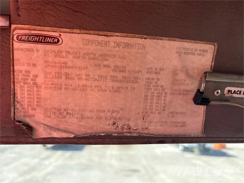 Freightliner M2 106 Temperature controlled trucks