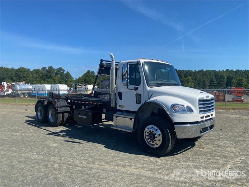 Freightliner M2 106 Portaalsysteem vrachtwagens