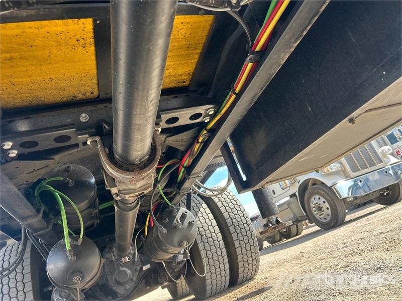Freightliner M2 106 Camiões de sonda de perfuração móvel