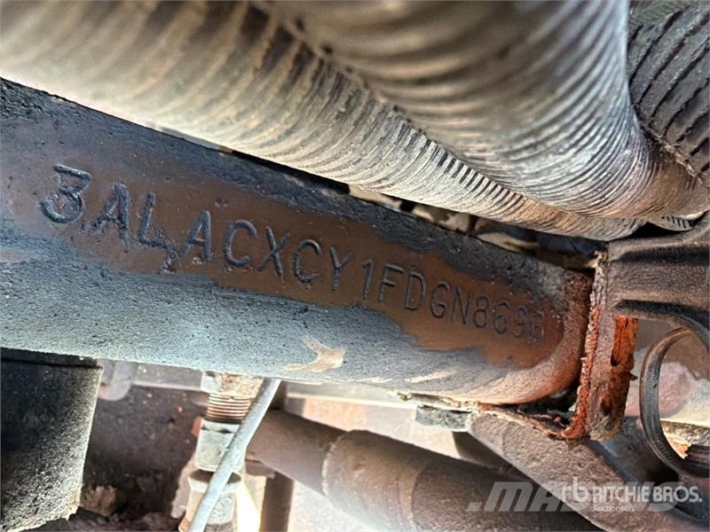 Freightliner M2 106 Camiones portacoches