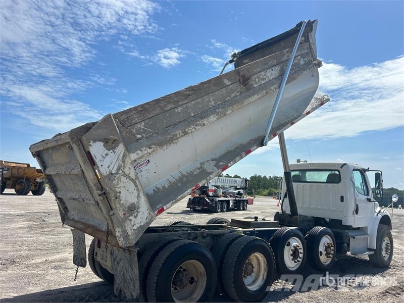 Freightliner M2 106 Kipper