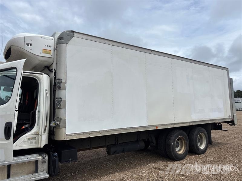Freightliner M2 106 Грузовики-Рефрижераторы