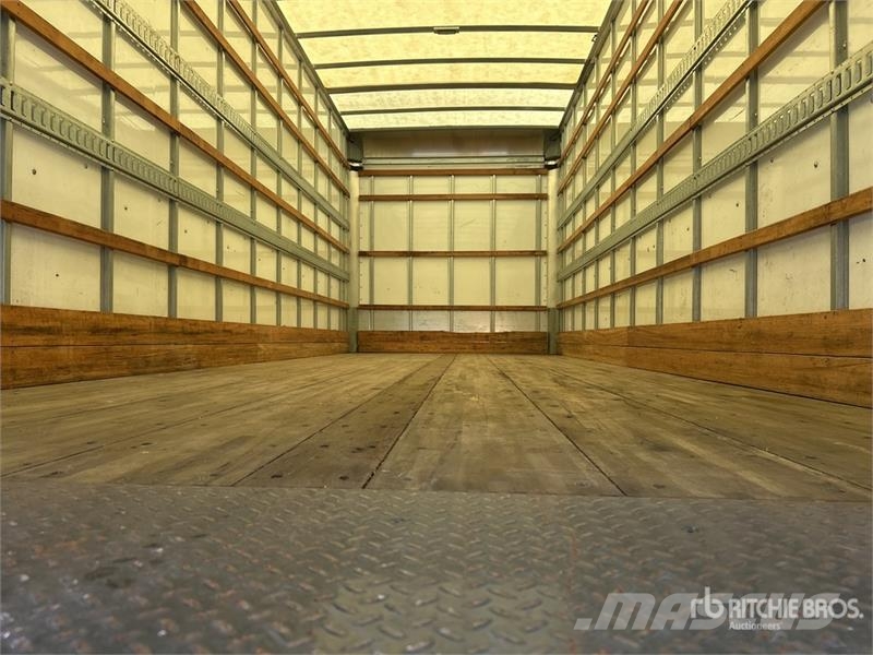 Freightliner M2 106 Sanduk kamioni
