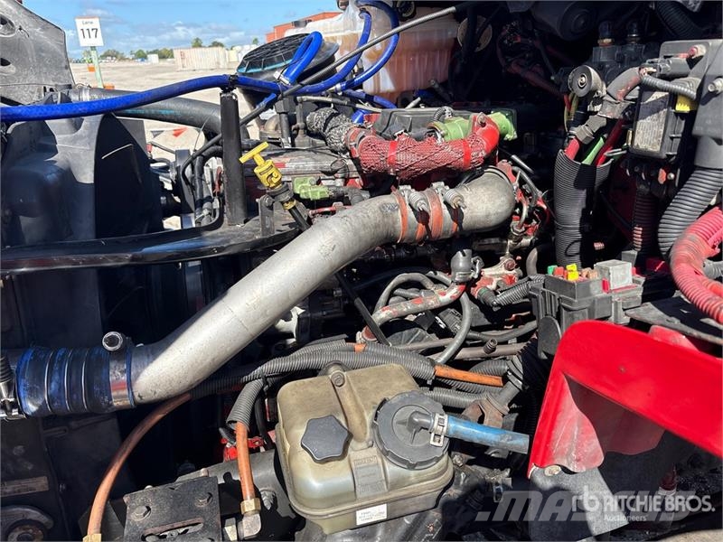 Freightliner M2 106 Temperature controlled trucks