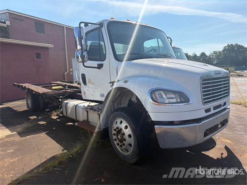 Freightliner M2 106 Autoveokid
