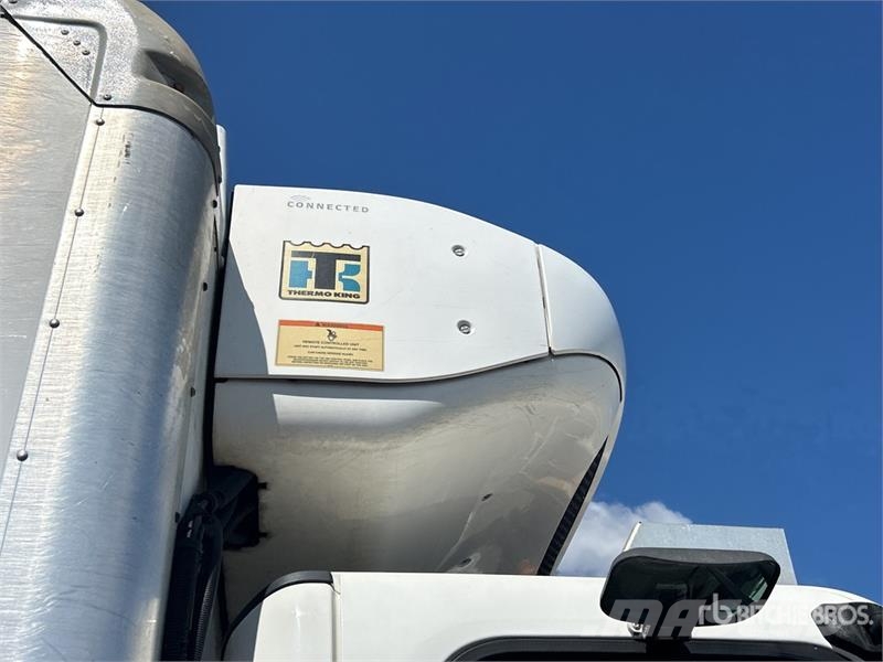 Freightliner M2 106 Tovornjaki hladilniki