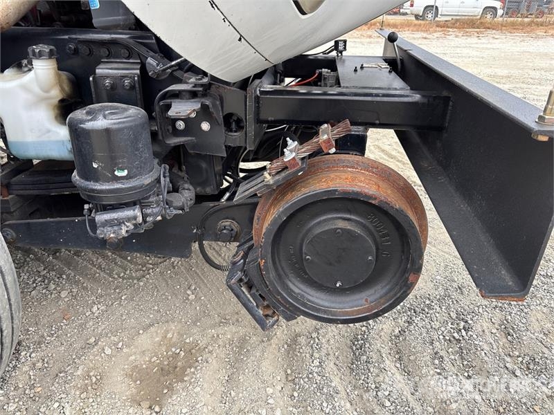 Freightliner M2 106 Autogru