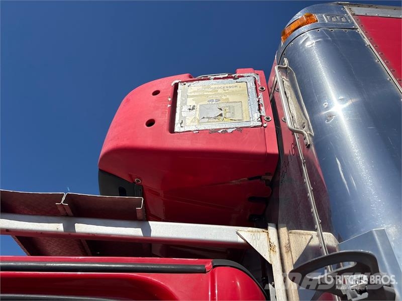 Freightliner M2 106 Temperature controlled trucks