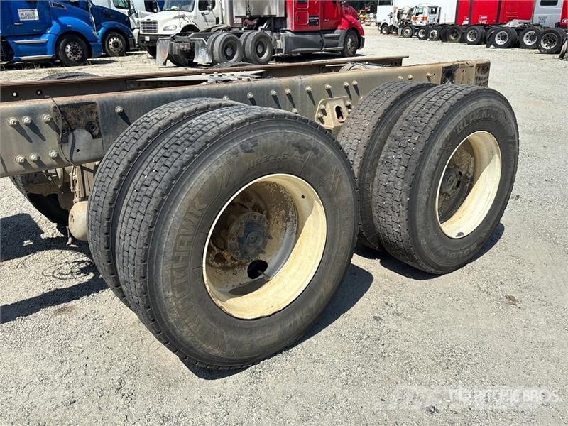 Freightliner M2 106 Cabins and interior