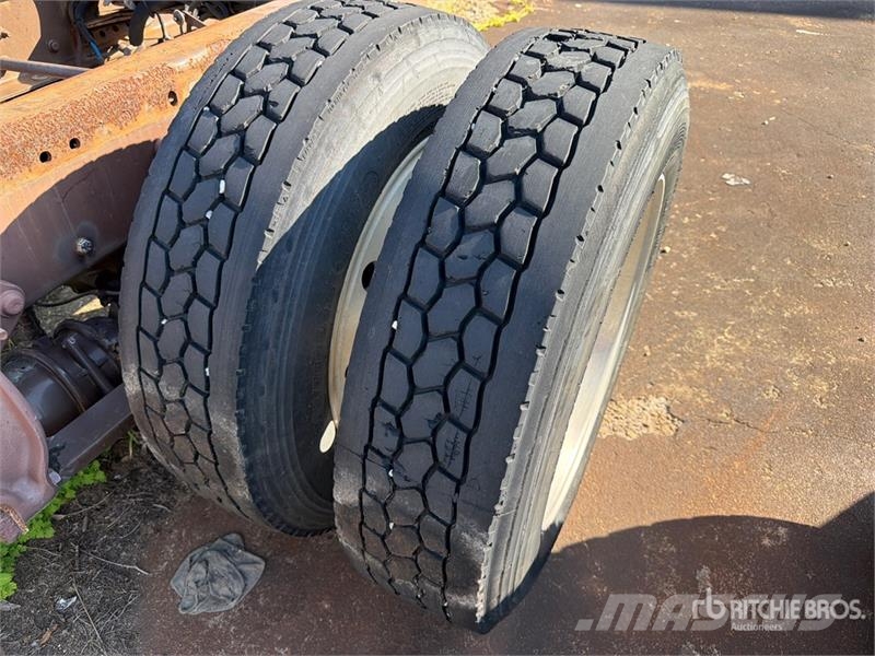 Freightliner M2 106 Camiones portacoches