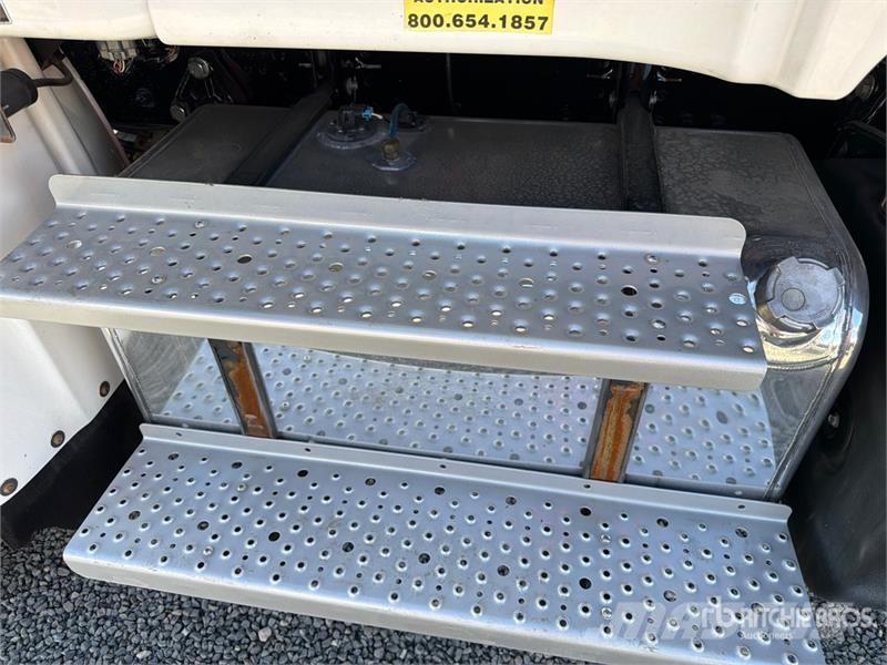 Freightliner M2 106 Isotermos y frigoríficos