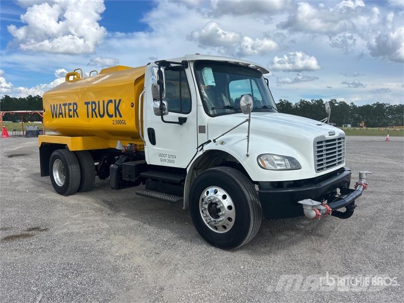 Freightliner M2 106 Ūdens mašīnas