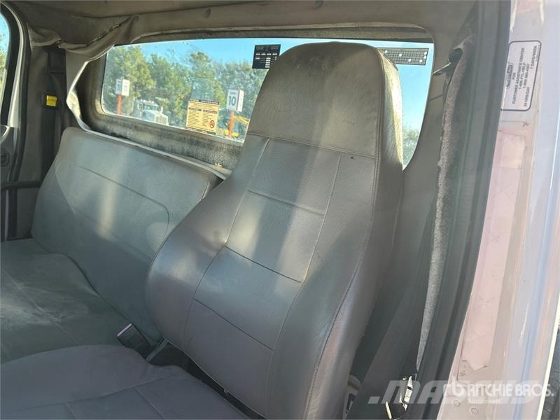 Freightliner M2 106 كابينة والداخلية