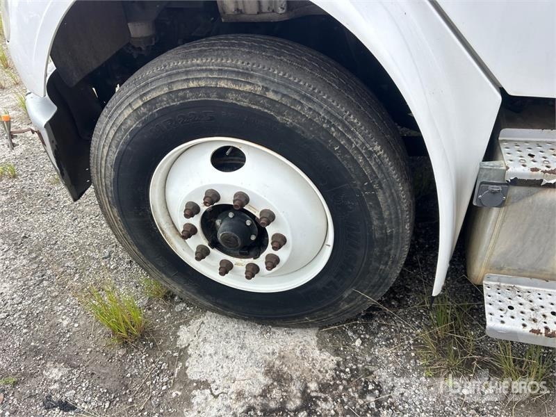 Freightliner M2 106 Truck mounted aerial platforms