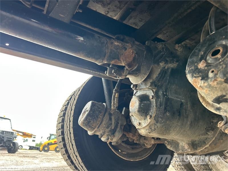 Freightliner M2 106 Camiones bañeras basculantes o volquetes