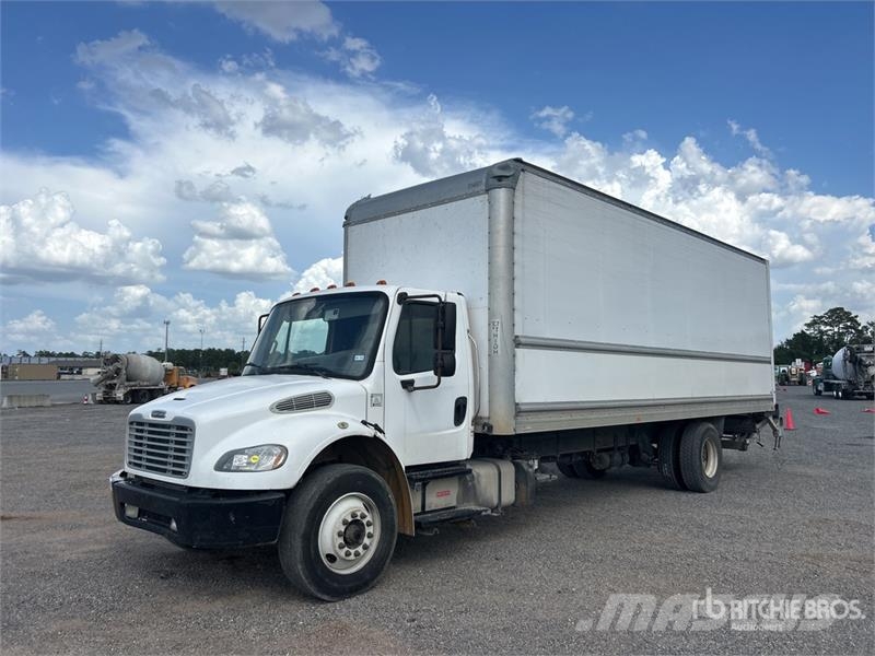 Freightliner M2 106 Camion cassonati