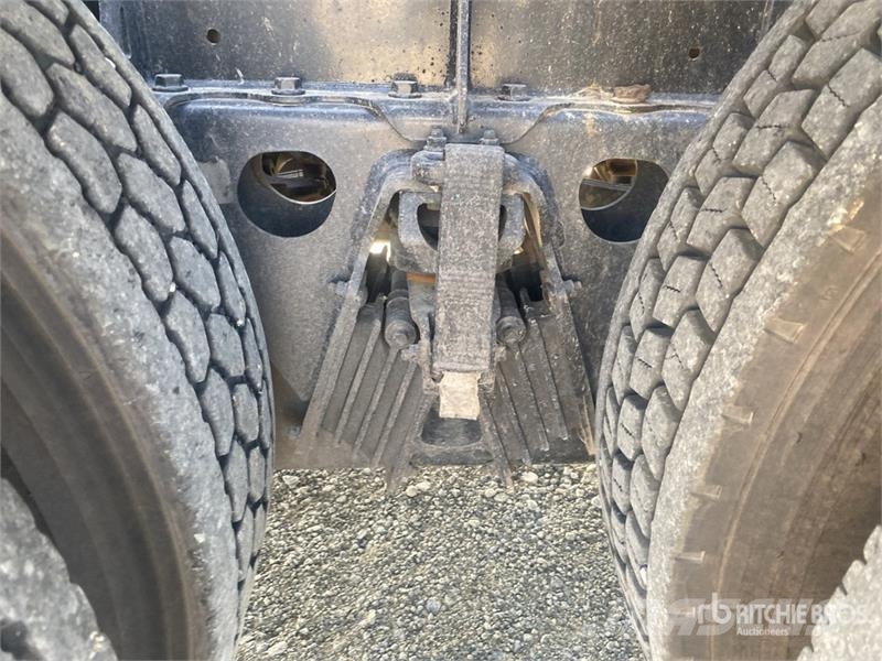 Freightliner M2 106 Portaalsysteem vrachtwagens