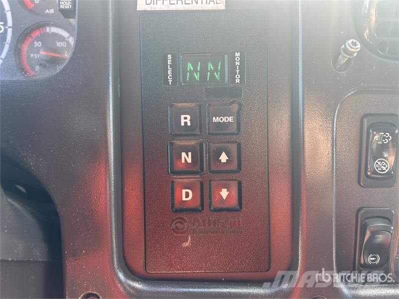 Freightliner M2 106 Krokbil