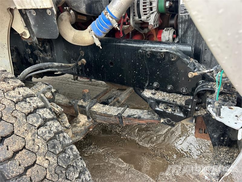 Freightliner M2 106 Camiones bañeras basculantes o volquetes