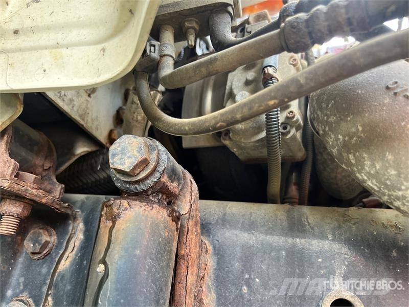 Freightliner M2 106 Camiones con caja de remolque