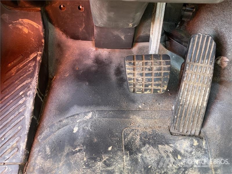 Freightliner M2 106 Cabins and interior