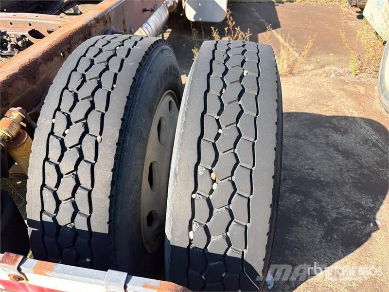 Freightliner M2 106 Camiones portacoches
