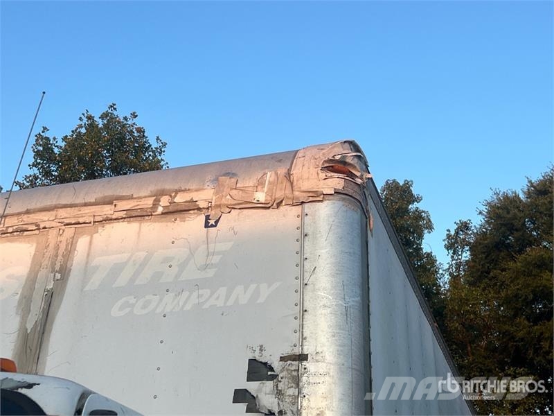 Freightliner M2 106 Kofferaufbau