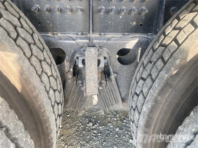 Freightliner M2 106 Portaalsysteem vrachtwagens