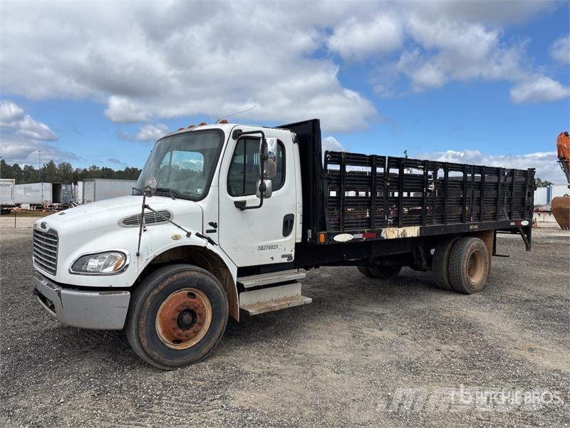 Freightliner M2 106 Camion con sponde ribaltabili