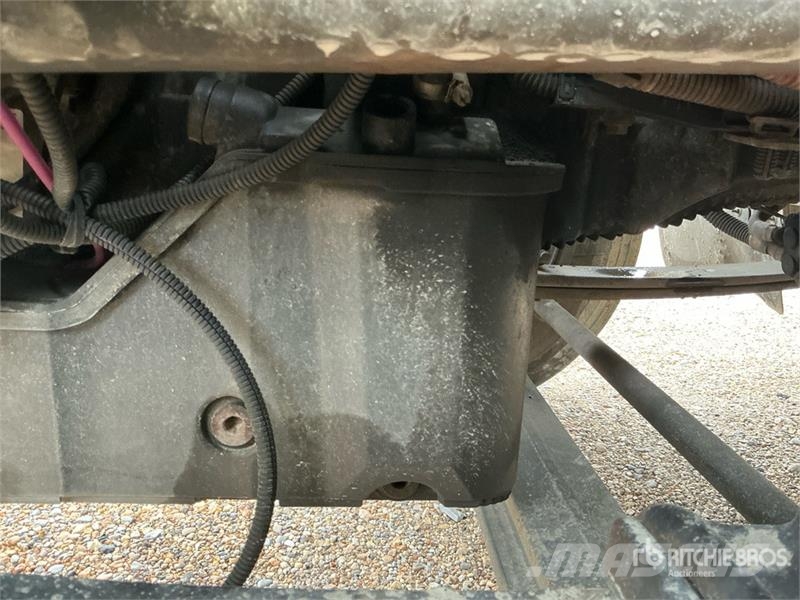 Freightliner M2 106 Грузовики-Рефрижераторы