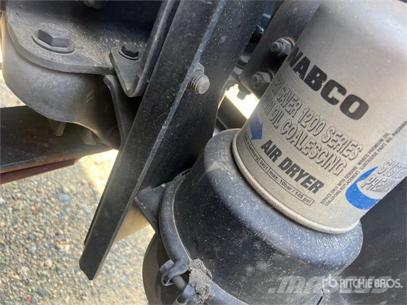 Freightliner M2 106 Cabine e interni