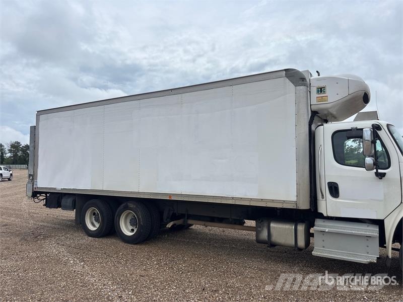 Freightliner M2 106 Грузовики-Рефрижераторы
