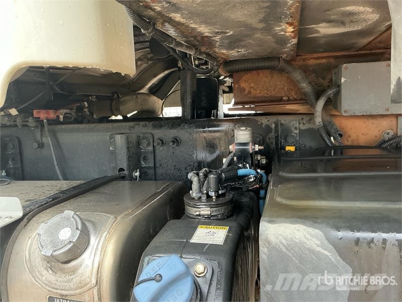 Freightliner M2 106 Грузовики-Рефрижераторы
