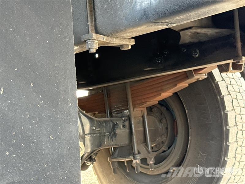 Freightliner M2 106 Camiões caixa temperatura controlada