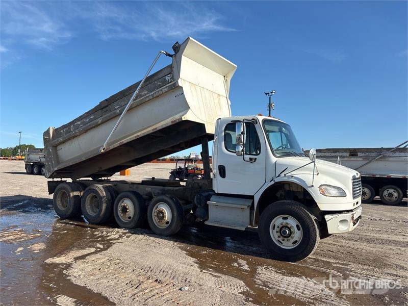 Freightliner M2 106 傾卸式卡車