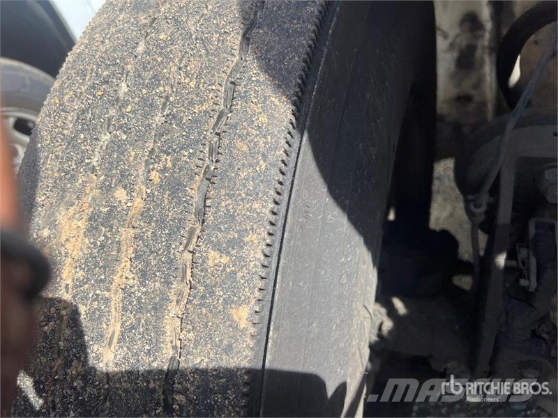Freightliner M2 106 Cabine e interni