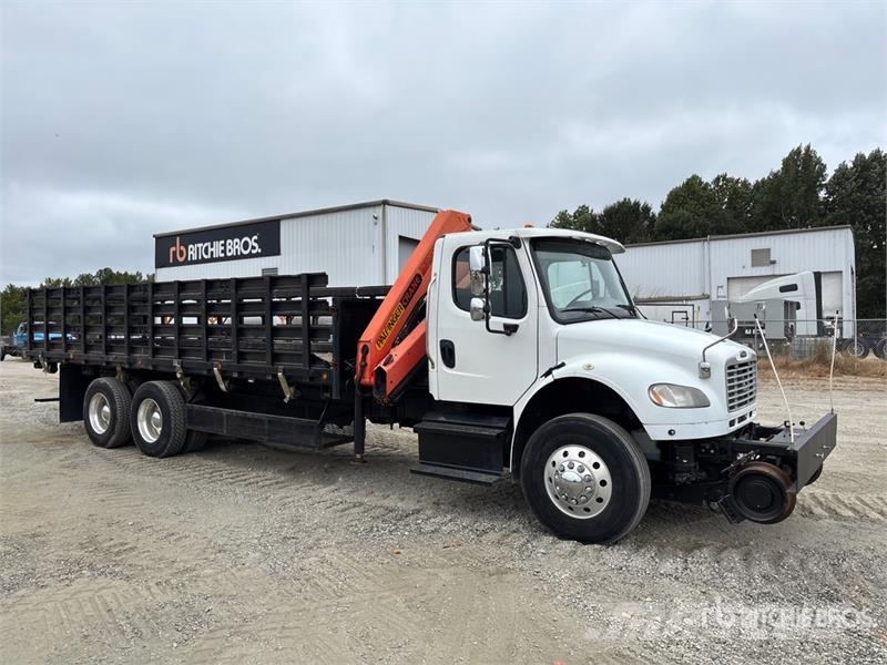 Freightliner M2 106 Autogru