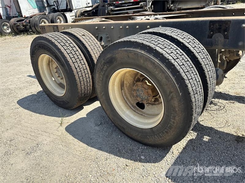 Freightliner M2 106 Cabins and interior