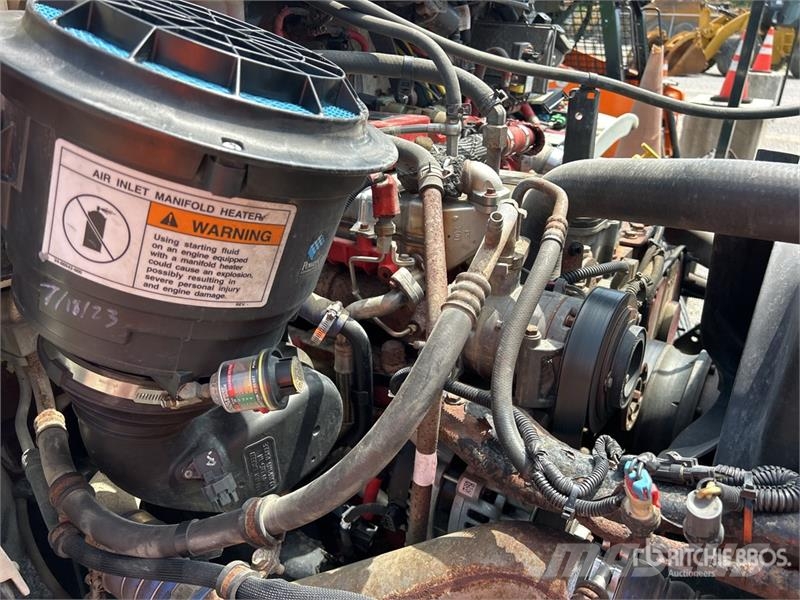 Freightliner M2 106 Furgons