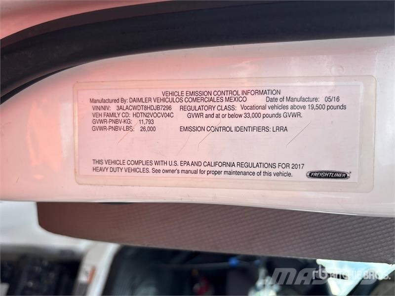 Freightliner M2 106 Caminhões com temperatura controlada