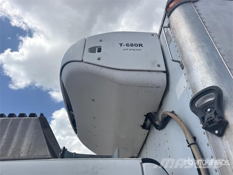 Freightliner M2 106 Caminhões com temperatura controlada