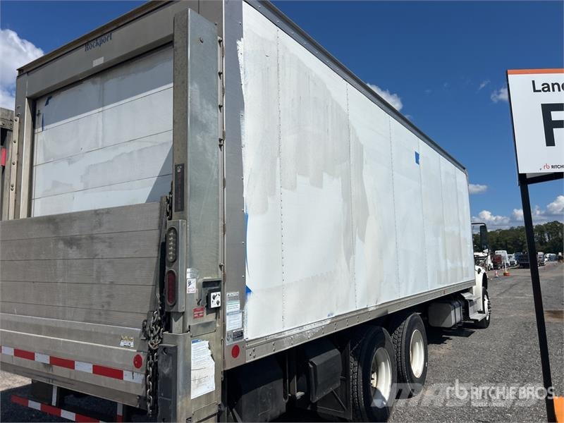 Freightliner M2 106 Tovornjaki hladilniki