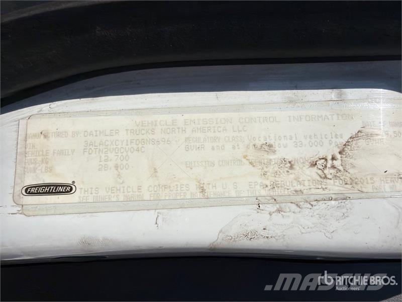 Freightliner M2 106 Camiones portacoches