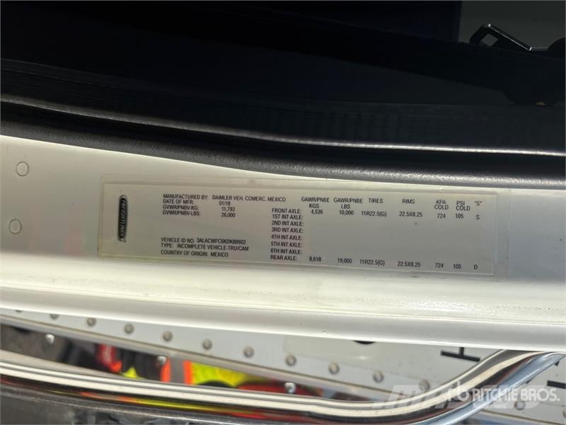 Freightliner M2 106 Isotermos y frigoríficos