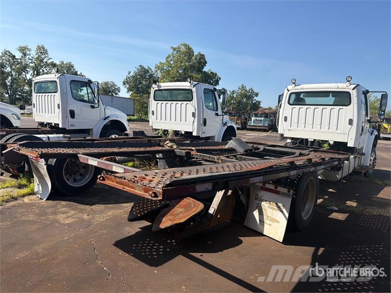 Freightliner M2 106 Autoveokid