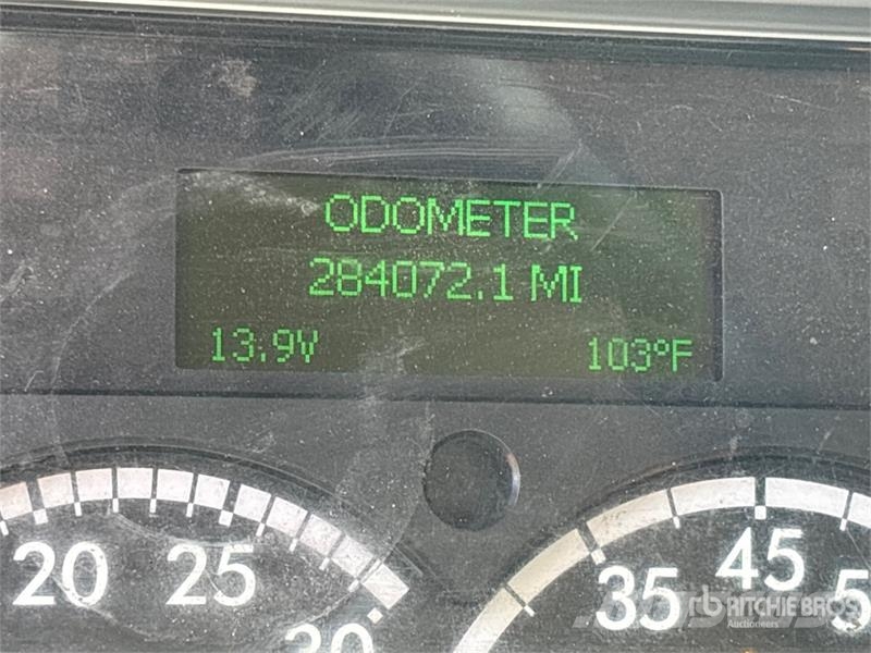 Freightliner M2 106 Isotermos y frigoríficos