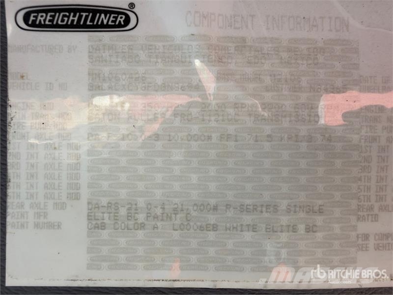 Freightliner M2 106 Autotransporteri