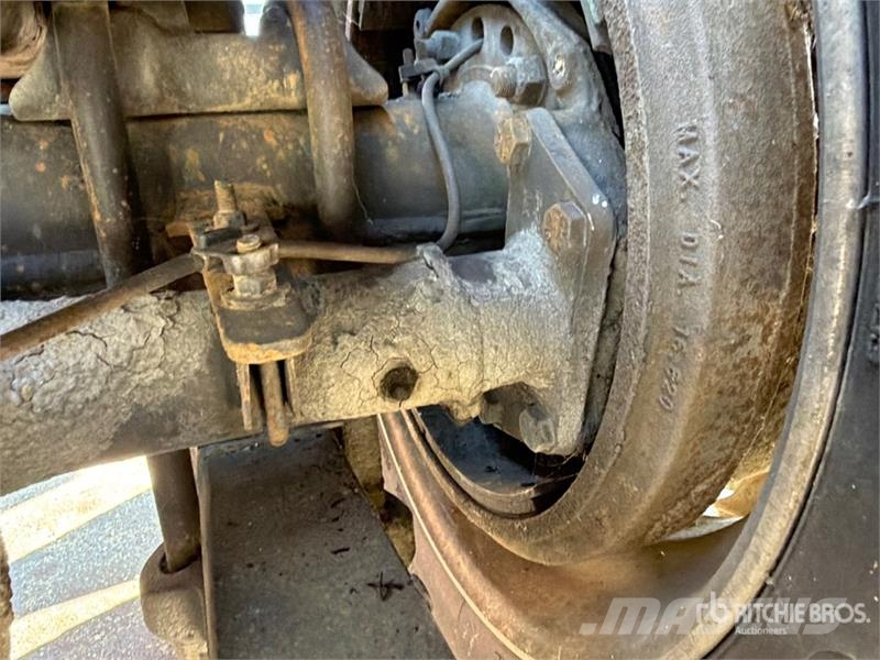 Freightliner M2 106 Camiones portacoches