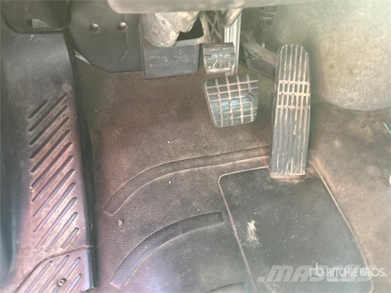 Freightliner M2 106 وحدات الجر