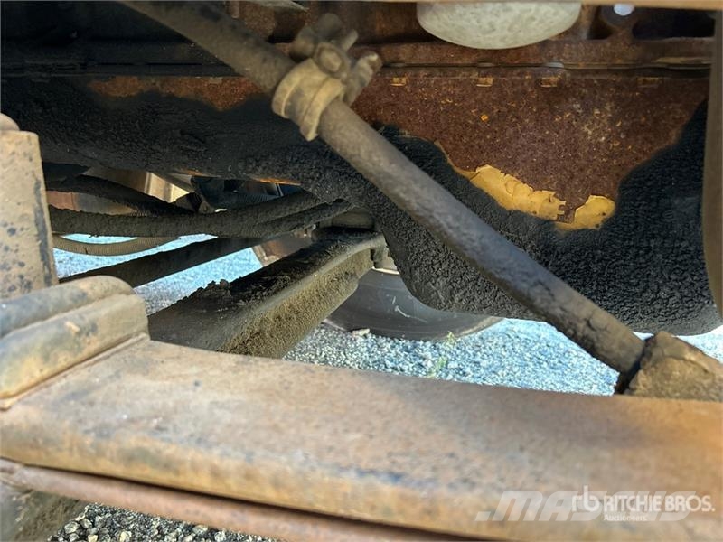 Freightliner M2 106 Camiones plataforma